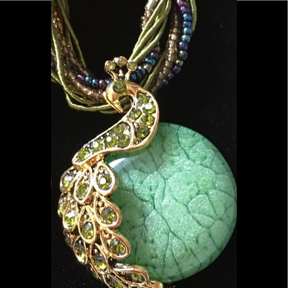 Beaded Style Pendant Opal Peacock Necklace - Picture 6 of 12